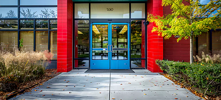 Roll Up Storefront Doors in St. Catharines, ON